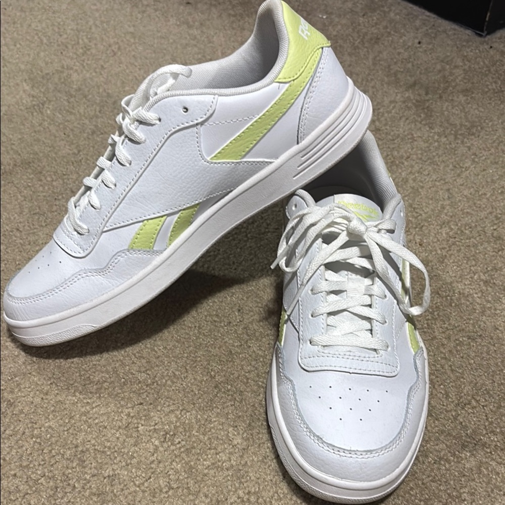 Reebok White and Green classics, size 9
